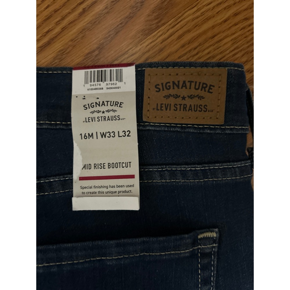 Signature by Levi Strauss Mid Rise Bootcut Jeans Dark Wash 16M W33 L32 NEW - Picture 5 of 5